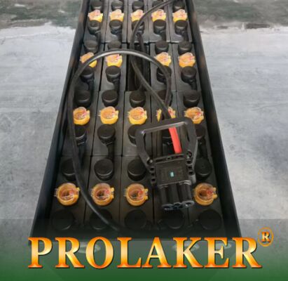 উচ্চ পারফরম্যান্স চার্জিংয়ের জন্য 48V 280Ah হেলিকপ্টার ফর্কলিফ্ট ব্যাটারি