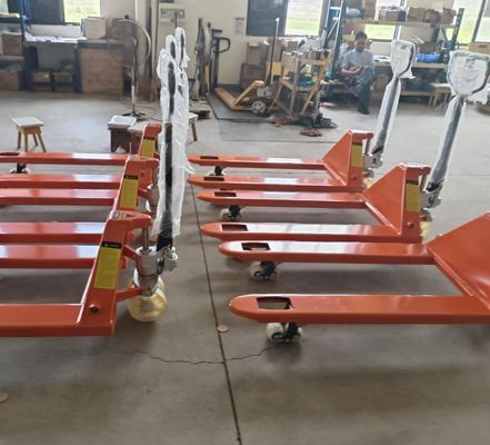 CBY-5N 5 Ton Heavy Duty Hand Pallet Truck with 5000KG Capacity and Nylon Wheels Made of High-Strength Steel